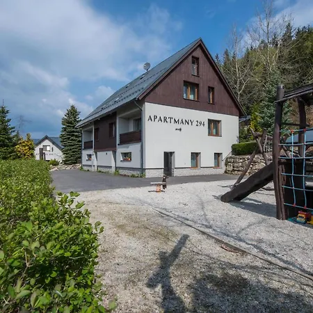 294 アパート *